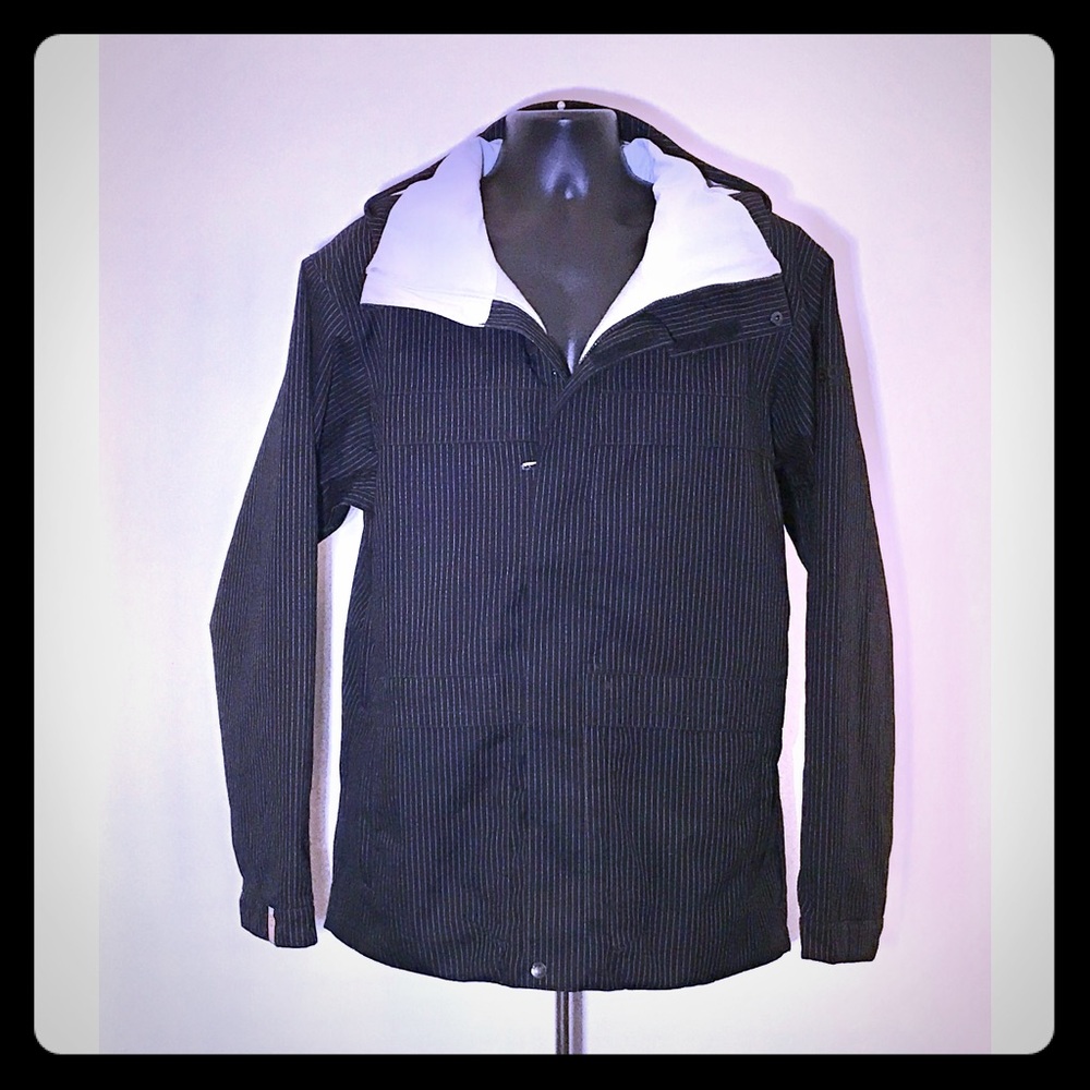 Men's size M Bonfire snowboarding jacket
